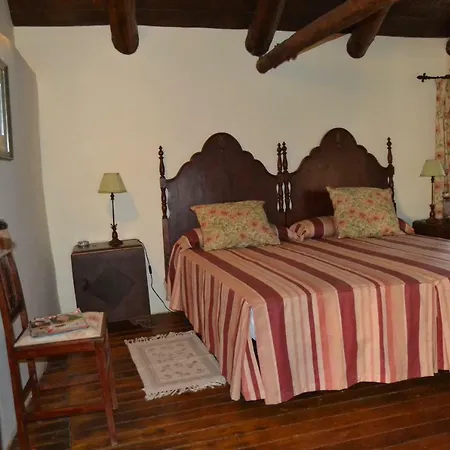 Casa Rural Lindos Huespedes-ph De Lindascasas *